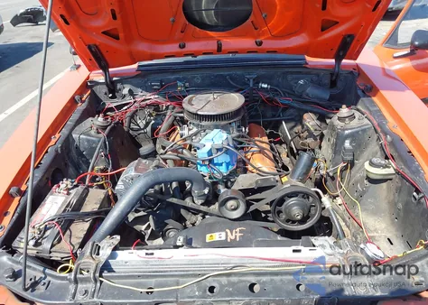 1985 Ford Mustang Lx z USA, uszkodzony, nr VIN 1FABP26A2FF154883